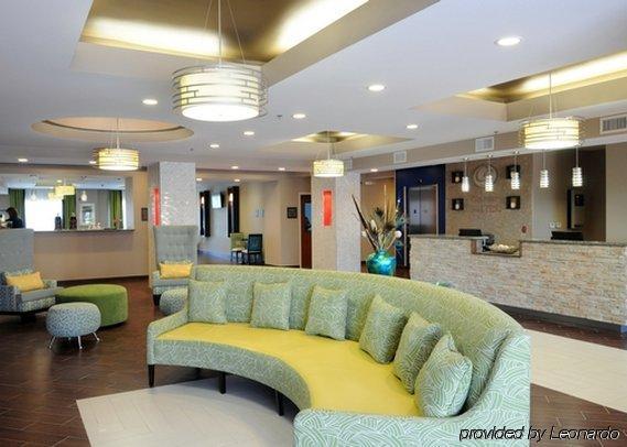 Comfort Suites Near Tanger Outlet Mall Гонзалес Екстериор снимка