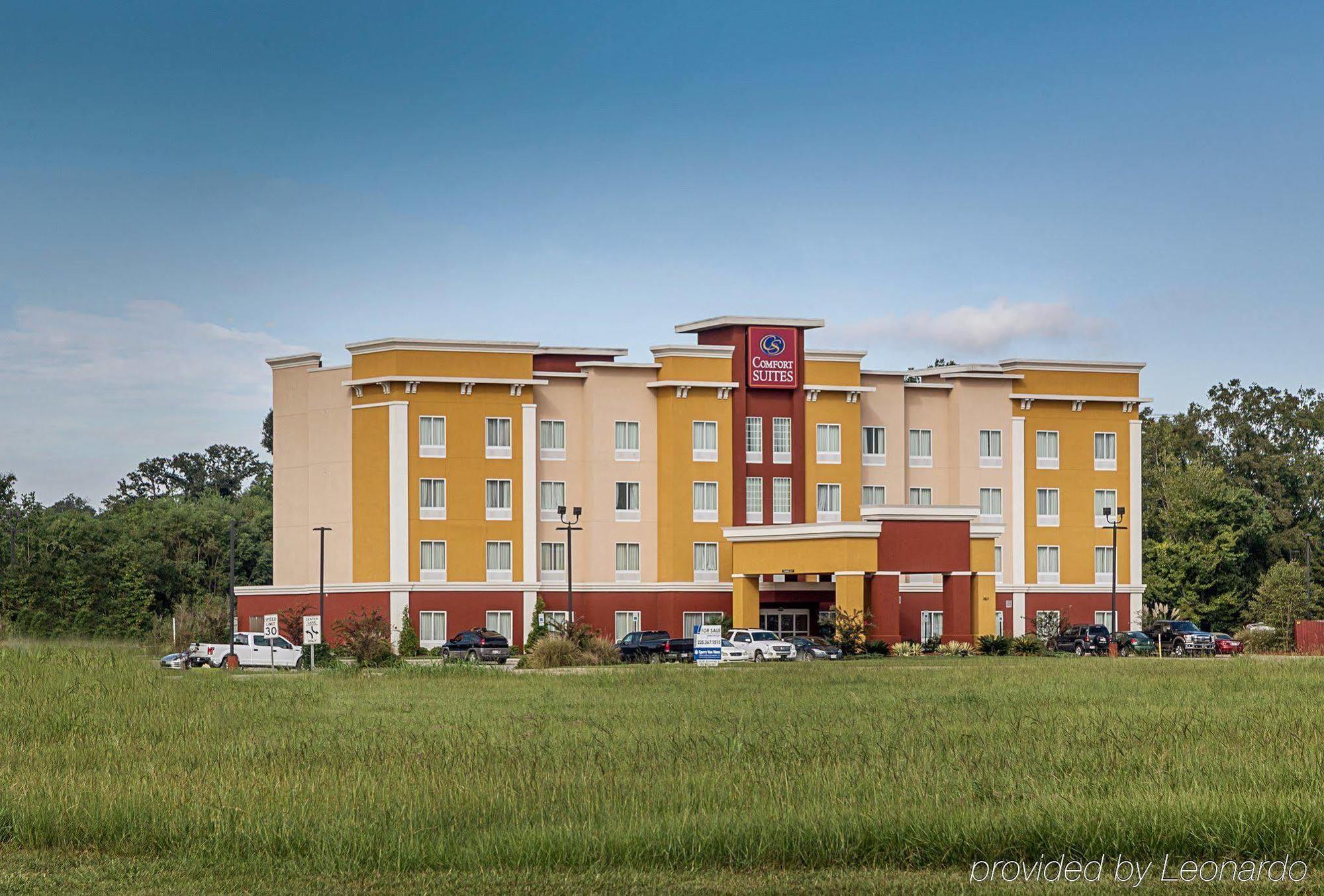 Comfort Suites Near Tanger Outlet Mall Гонзалес Екстериор снимка